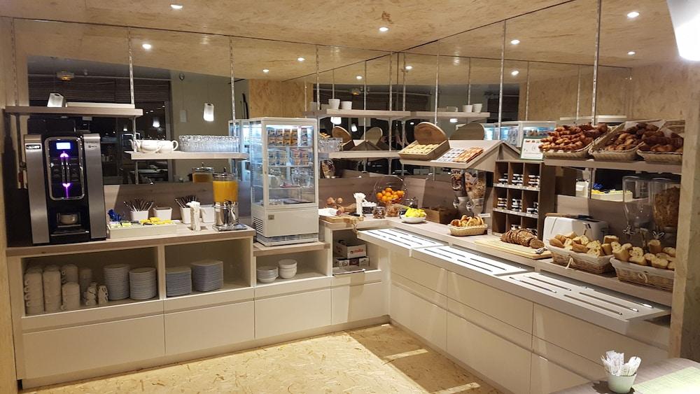 Brit Hotel Le Surcouf سان مالو المظهر الخارجي الصورة