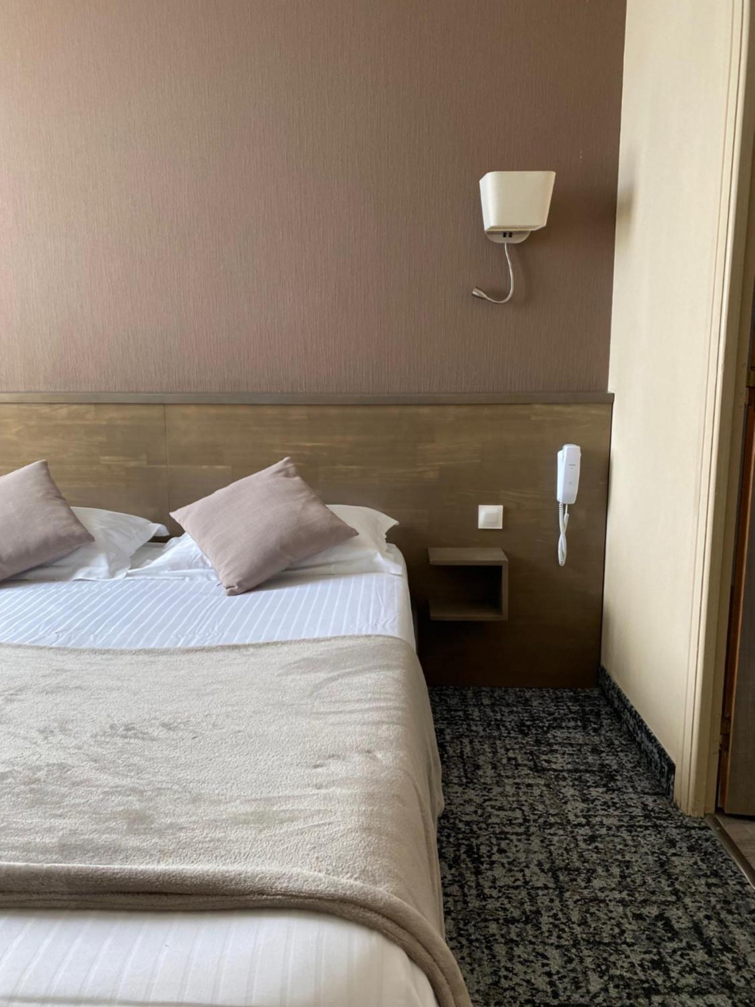 Brit Hotel Le Surcouf سان مالو المظهر الخارجي الصورة